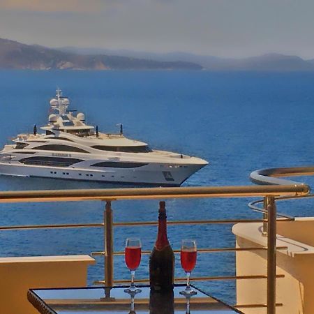 Royal Queen And King Luxury Apartment Saranda Dış mekan fotoğraf