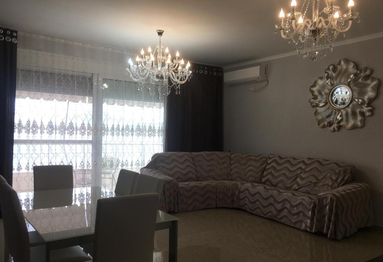 Royal Queen And King Luxury Apartment Saranda Dış mekan fotoğraf