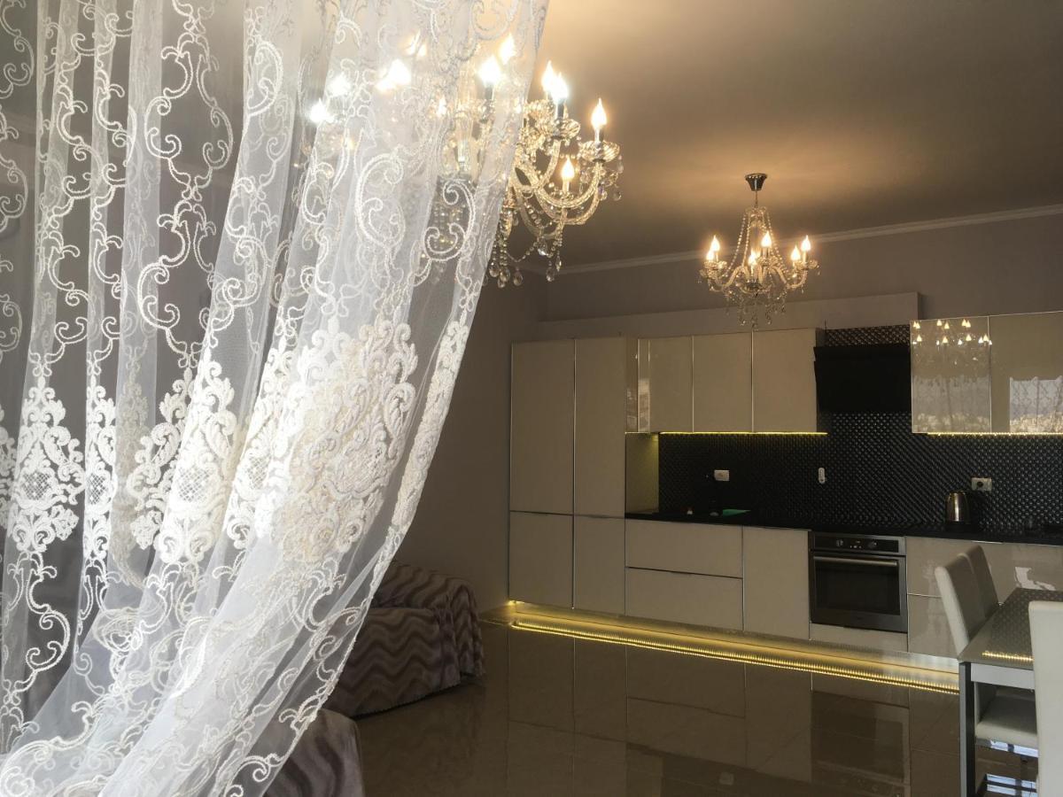 Royal Queen And King Luxury Apartment Saranda Dış mekan fotoğraf
