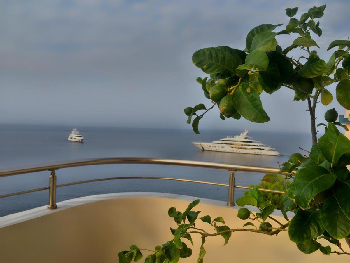 Royal Queen And King Luxury Apartment Saranda Dış mekan fotoğraf
