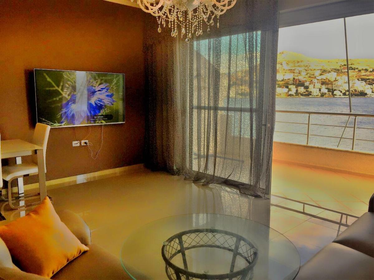 Royal Queen And King Luxury Apartment Saranda Dış mekan fotoğraf